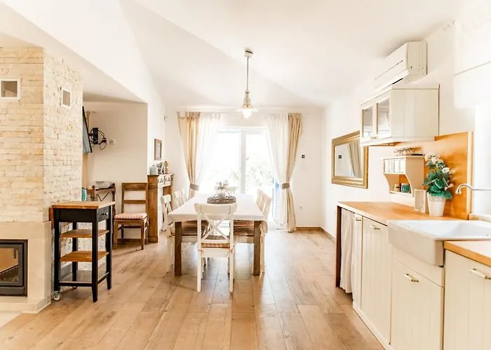 Torre Iii Villa Tar-Vabriga