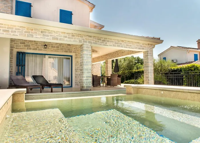 Torre Iii * Tar-Vabriga